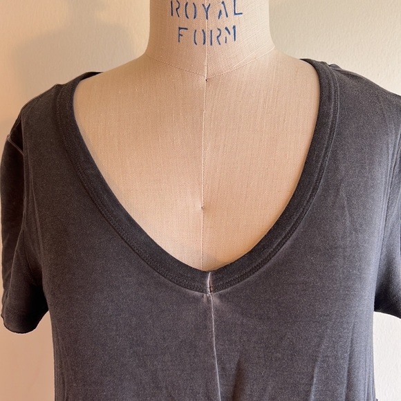 NWT Cable & Gauge V-Neck short sleeves T Shirt SZ-S - Picture 4 of 14